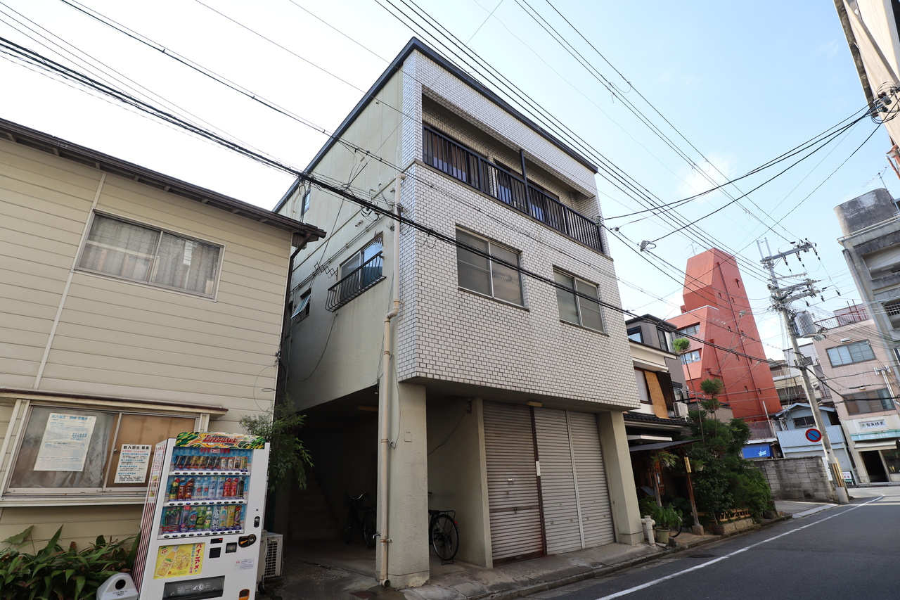 海老山マンションの駐車場