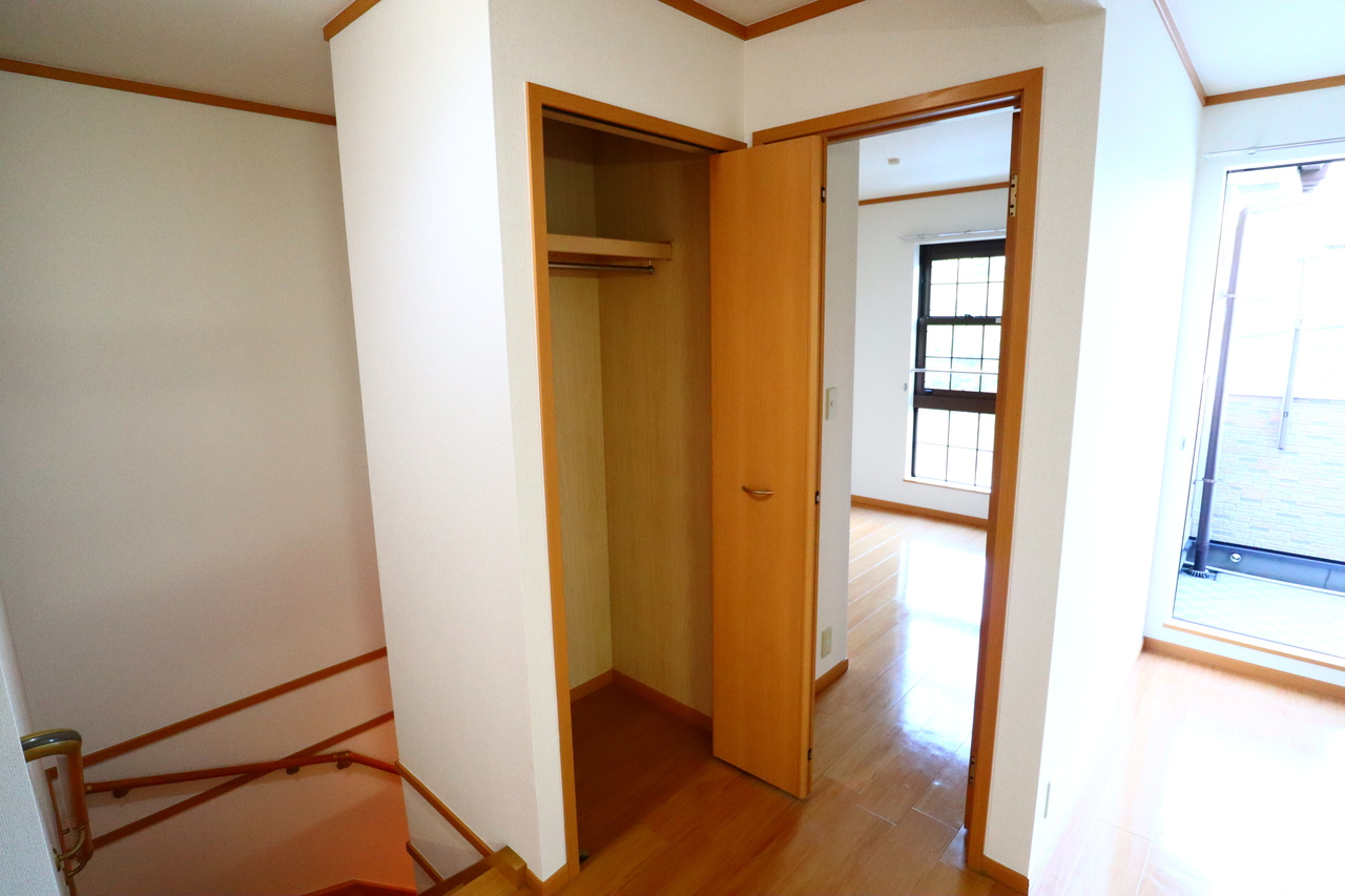 アンソレイエ　（小瀬町）の収納