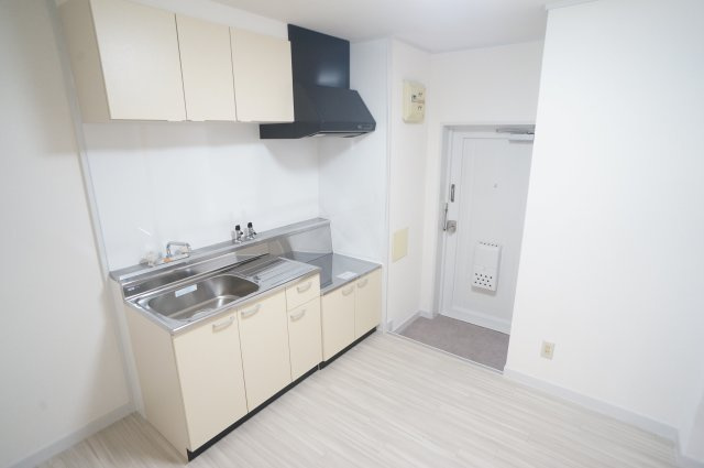 新栄マンションのキッチン