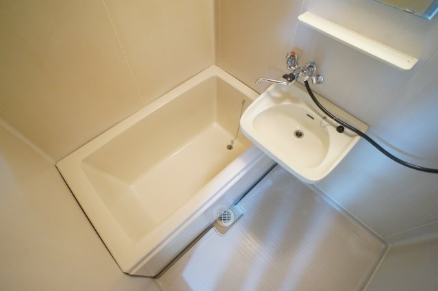 新栄マンションの洗面所
