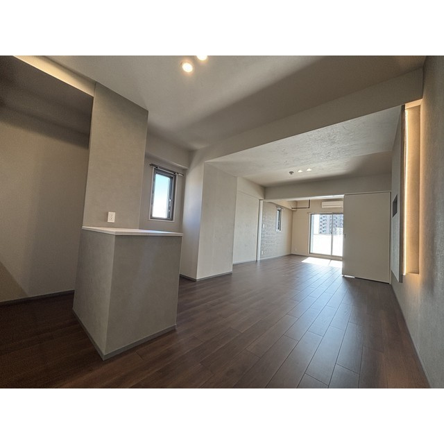 Broad阿倍野阪南町Residenceの居間・リビング
