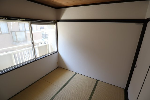 グリーンヒル新賀の和室