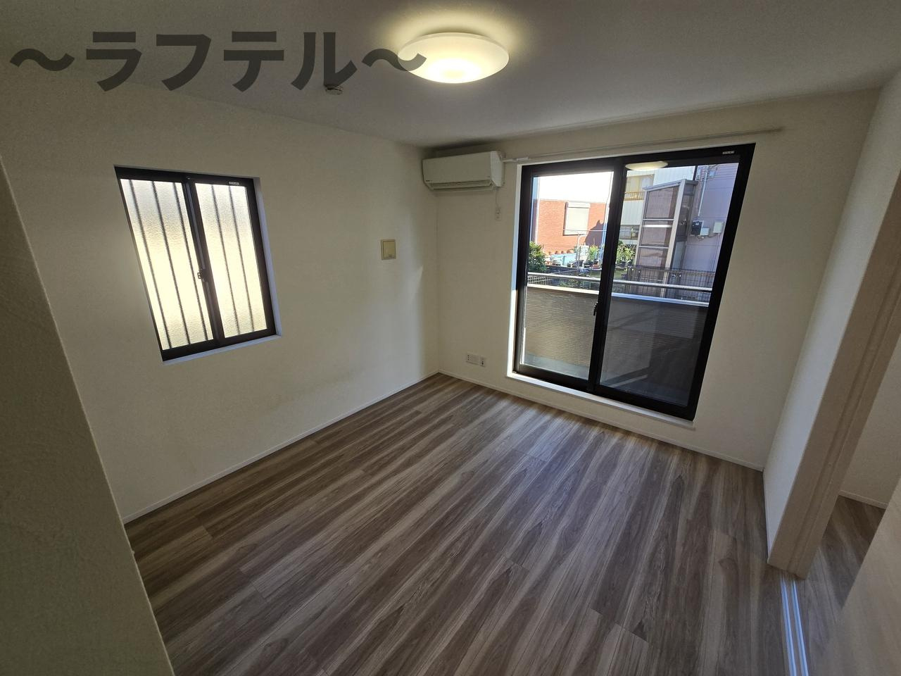 入間テラスⅡの居間・リビング