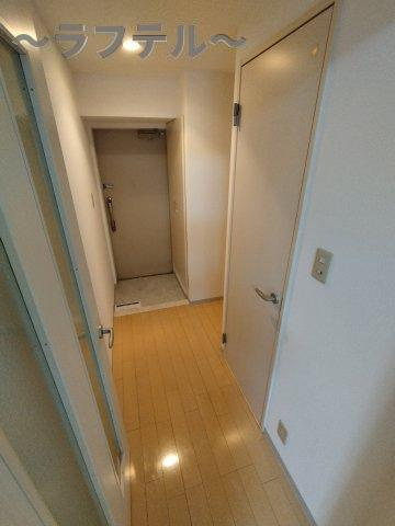 ラフィネ所沢の玄関|別号室イメージ