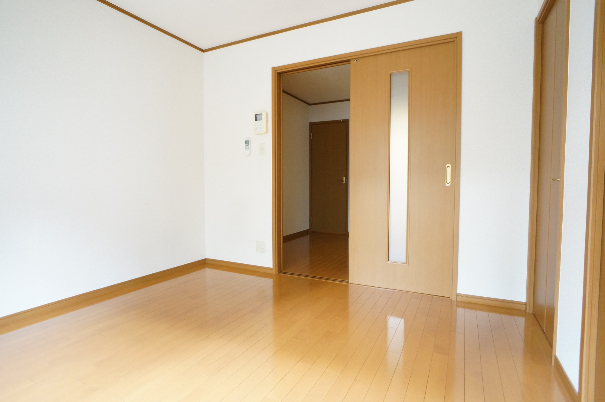 グレイス学園前の洋室