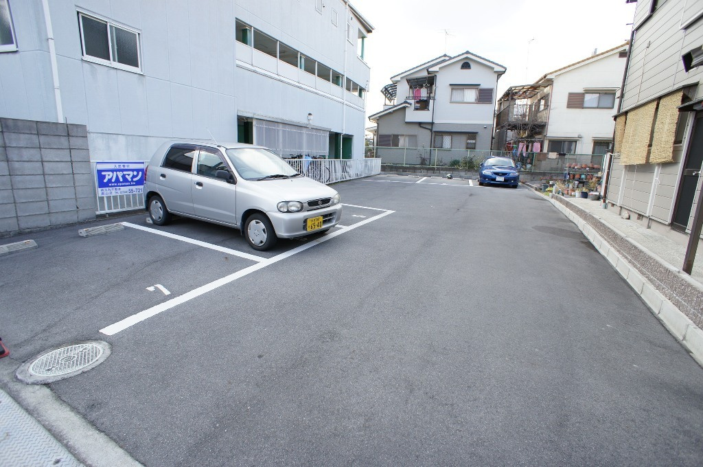 ビブレワンの駐車場