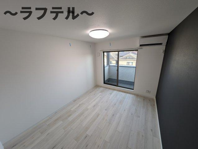 エステイトB狭山南入曽の居間・リビング|別部屋イメージ写真