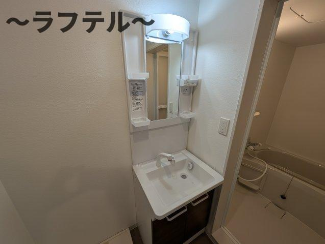 エステイトB狭山南入曽の洗面所|別部屋イメージ写真