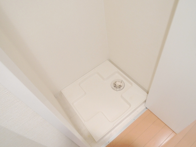 アクシーズタワー川口栄町Ⅰのその他|洗濯機が隠せる扉付き