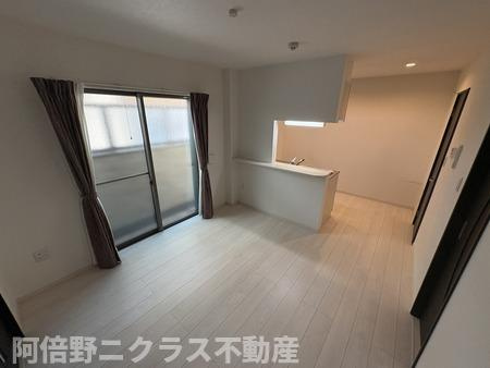 グランパシフィック長橋スクエアの居間・リビング