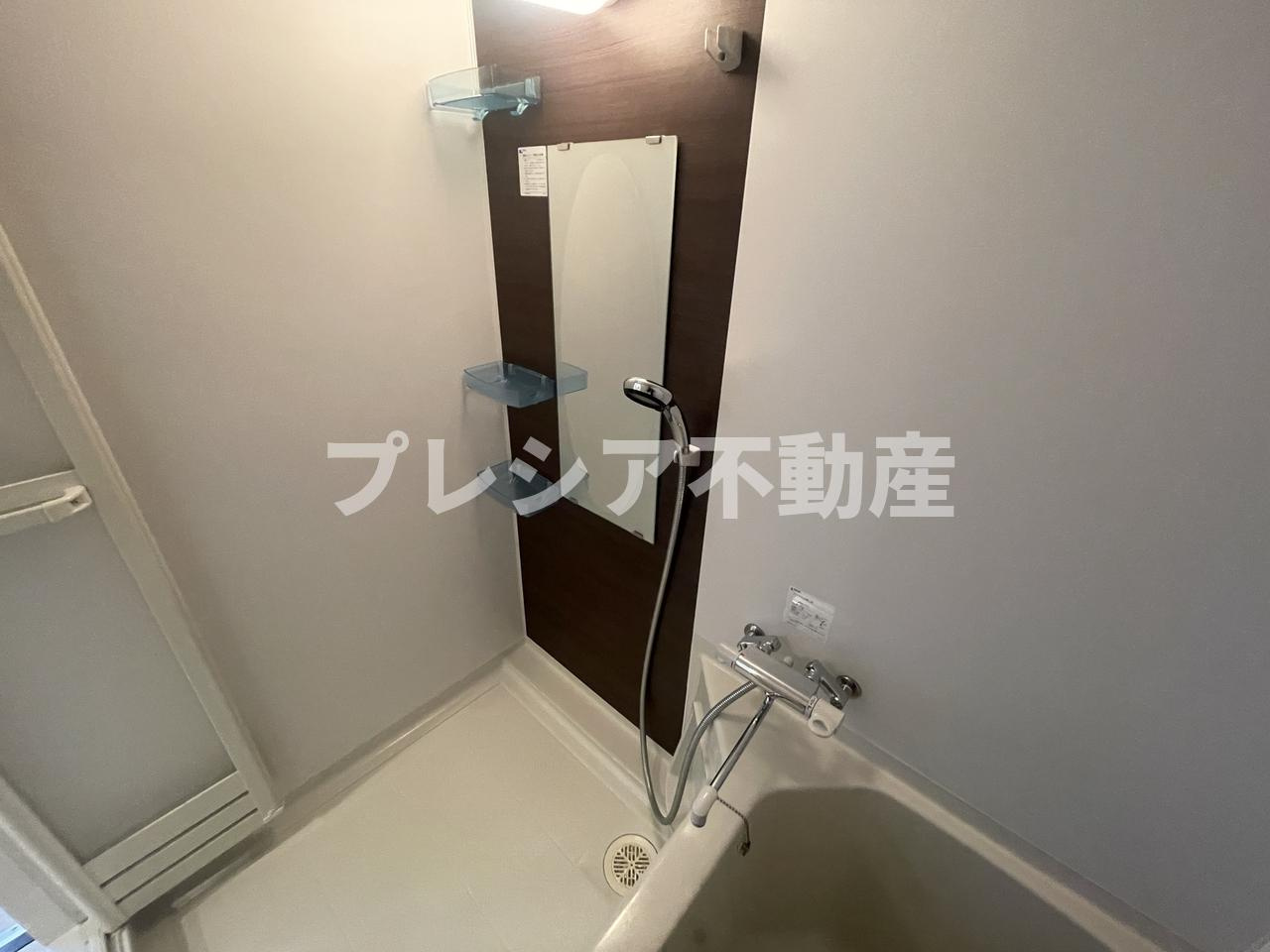セレニテ甲子園Ⅰの浴室