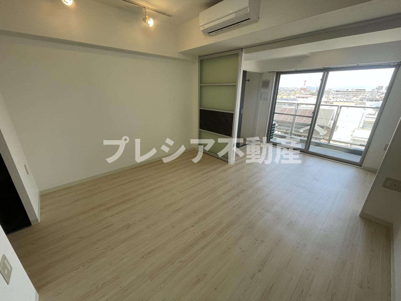セレニテ甲子園Ⅰの居間・リビング