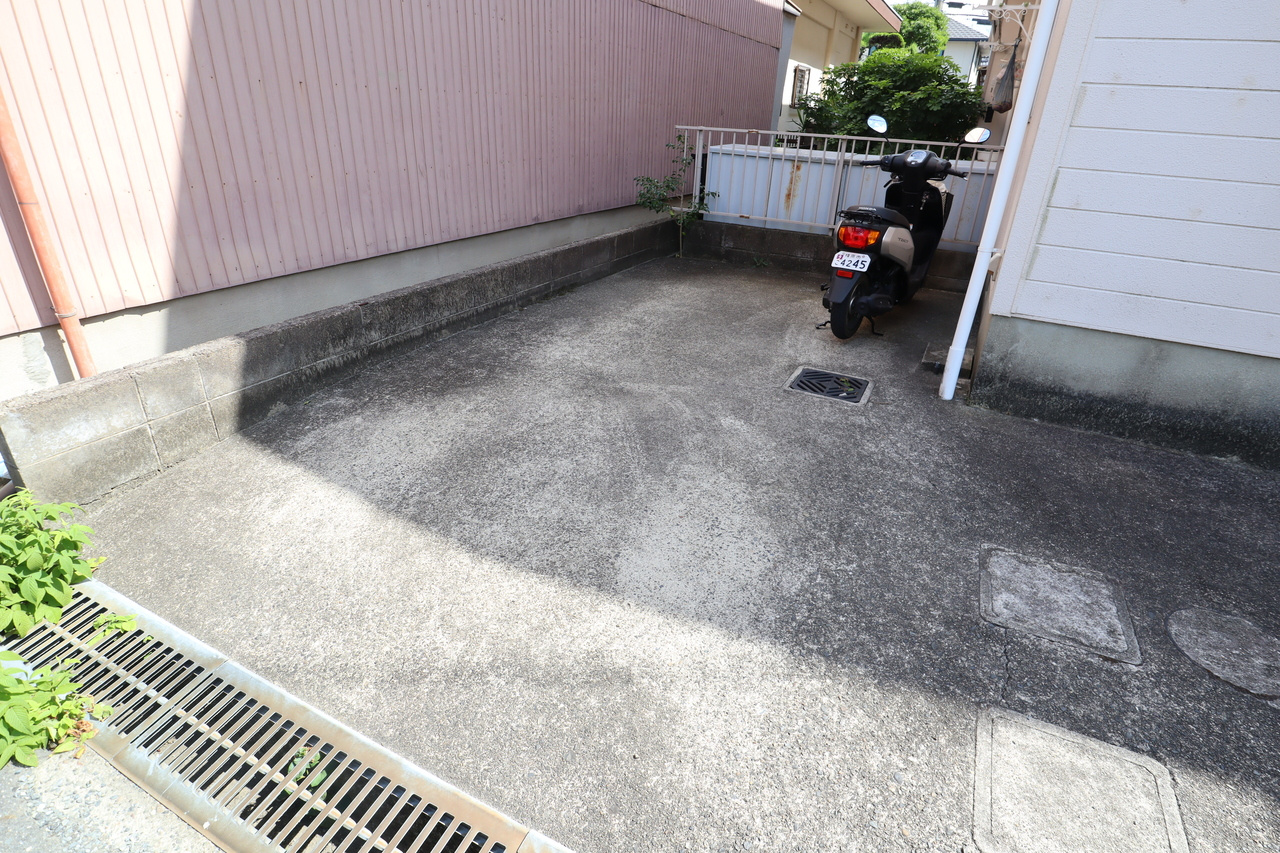 セイコーハイツの駐車場