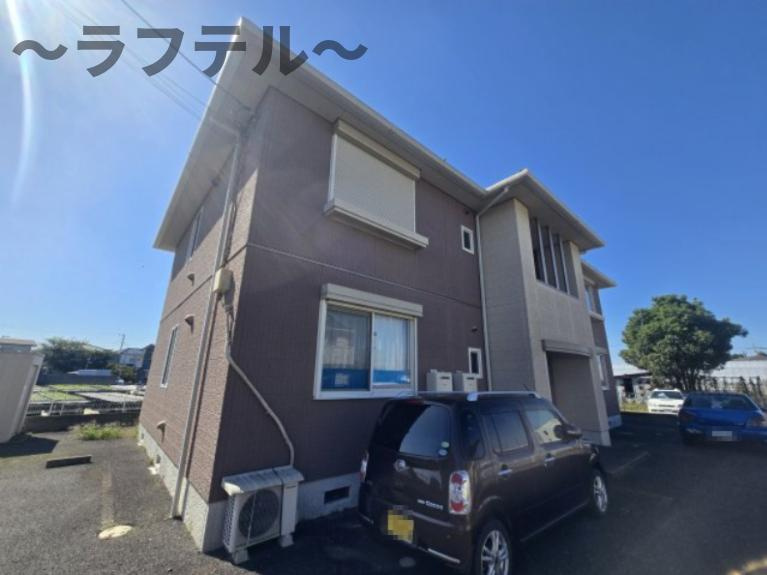 シャーメゾンアラタの外観