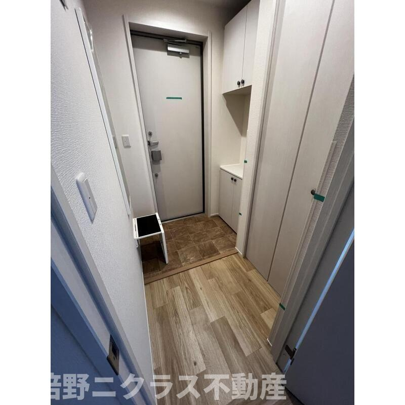 メゾン　ミロワール天王寺の玄関