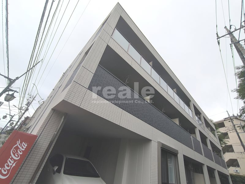 三鷹市中原３丁目の賃貸マンションの外観
