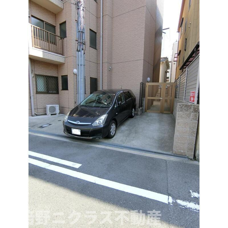 Ｃｒｅｓｃｅｎｔの駐車場