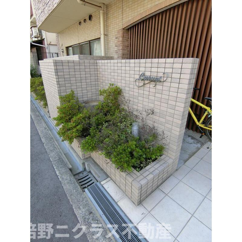 Ｃｒｅｓｃｅｎｔのエントランス