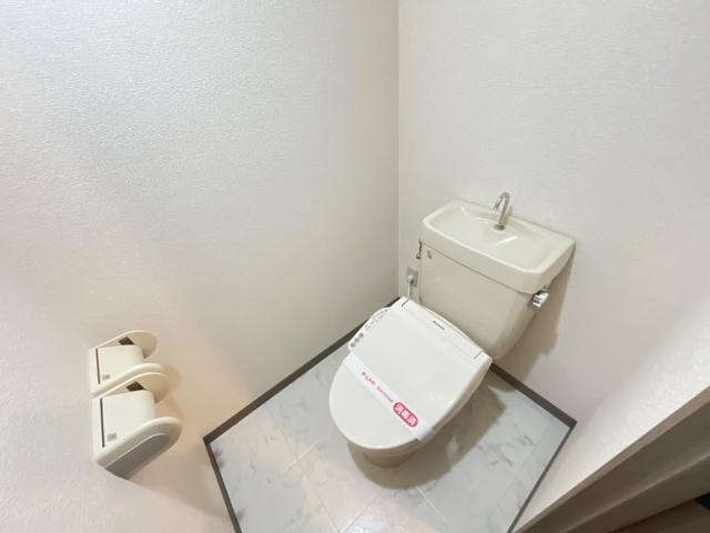 エバーグリーンのトイレ|トイレ