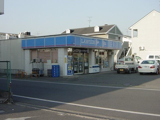 エバーグリーンの周辺|コンビニまで800ｍ