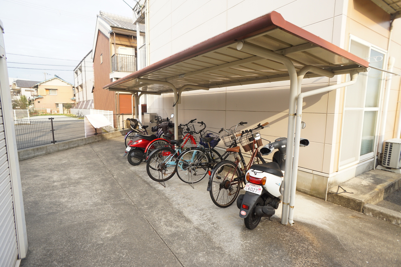 レオパレス大陽の駐車場