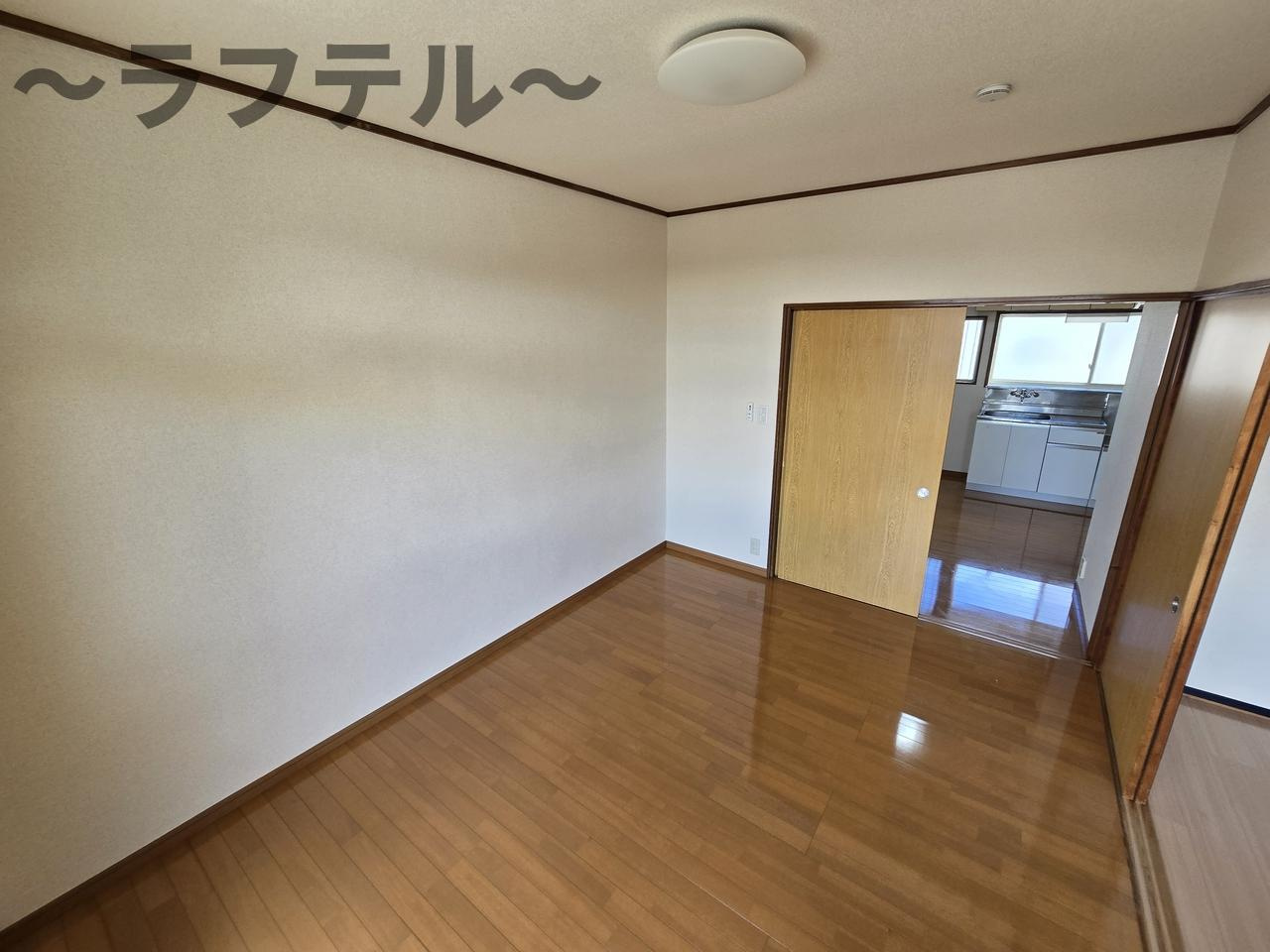 メゾン山岡の洋室