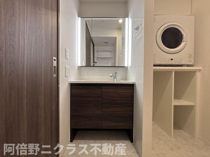 グリーンコート杭全の洗面所