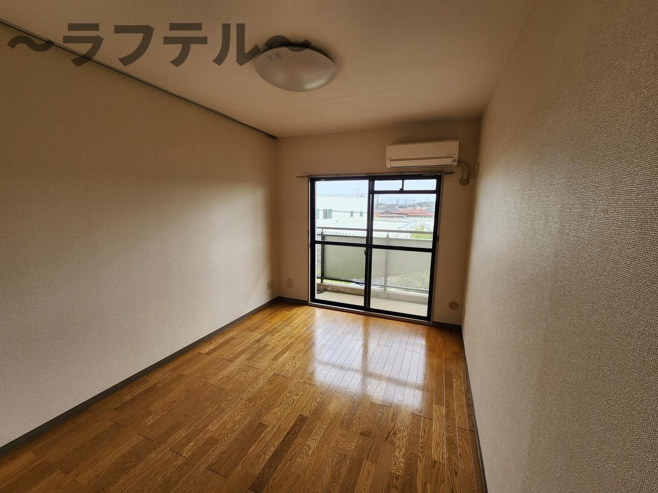 シェルクレールSの洋室|別部屋イメージ写真