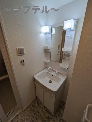 所沢市旭町のアパートの独立洗面台|別部屋イメージ写真
