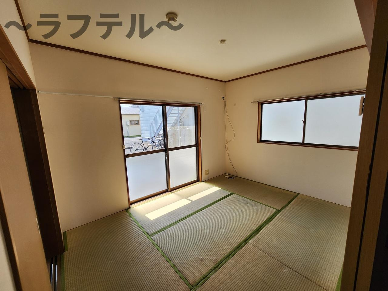 エレガンスハイム貸家の和室