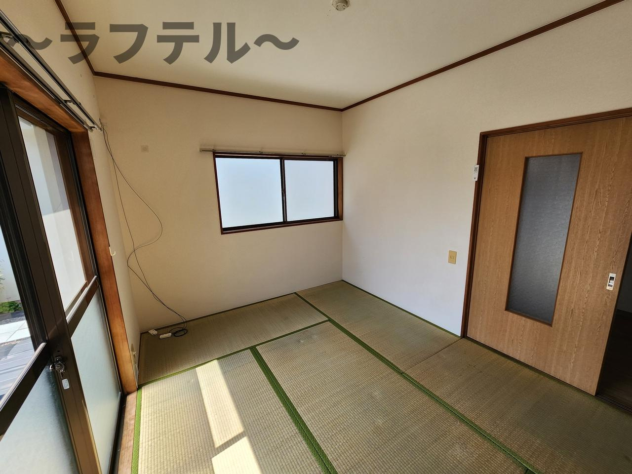 エレガンスハイム貸家の和室