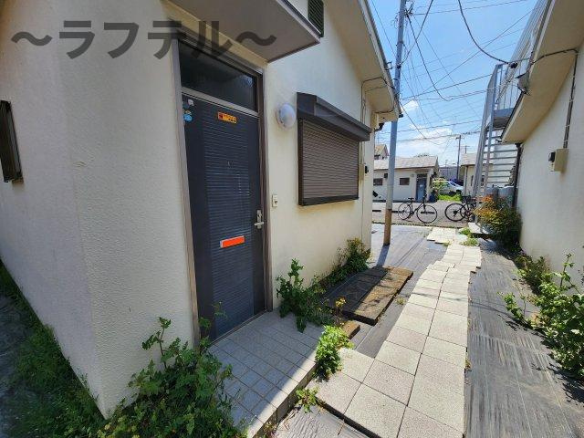 エレガンスハイム貸家のエントランス