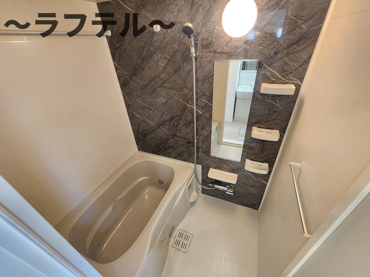 ヒカルサ狭山広瀬台フロントの浴室