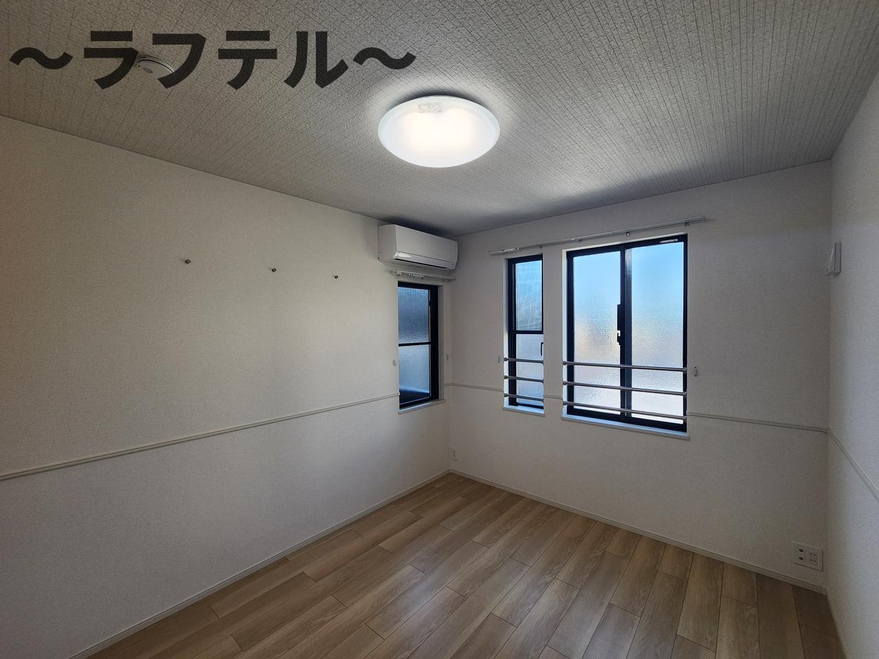 ヒカルサ狭山広瀬台フロントの洋室