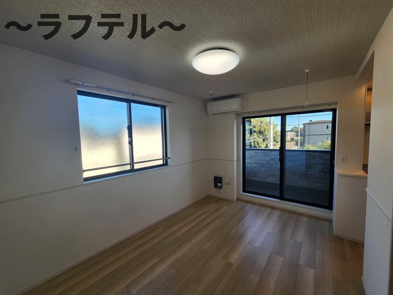 ヒカルサ狭山広瀬台フロントの居間・リビング