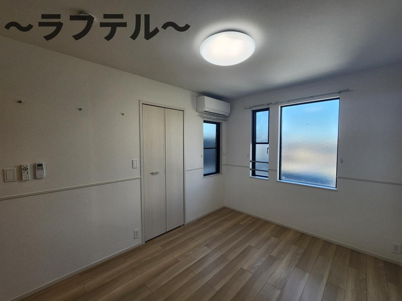 ヒカルサ狭山広瀬台フロントの洋室
