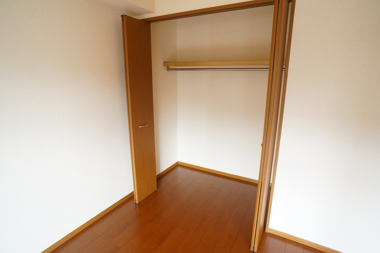 リビングタウン相楽Ｂ棟の収納