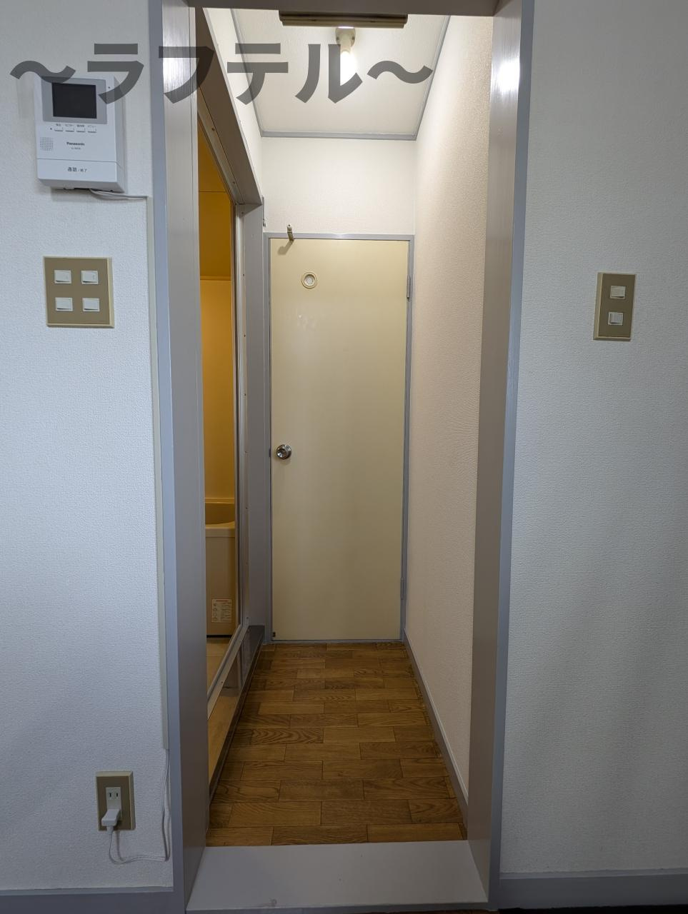 コーポベルの玄関|別部屋イメージ写真