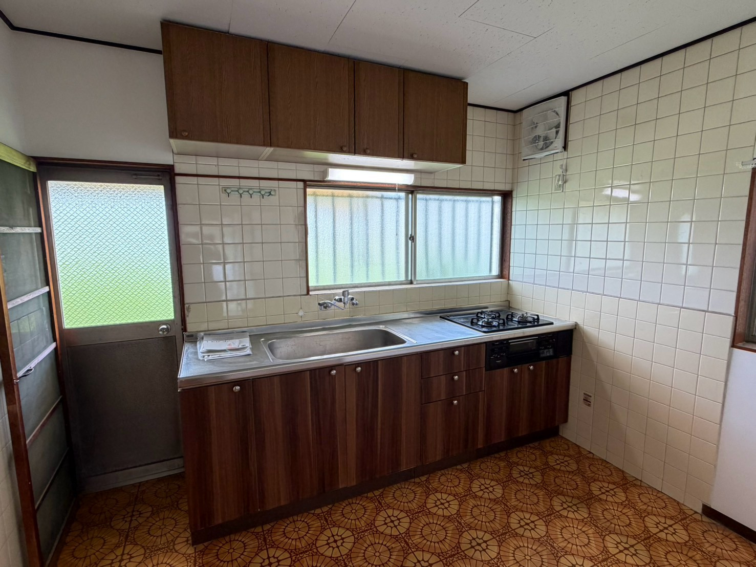 柏木町戸建のキッチン