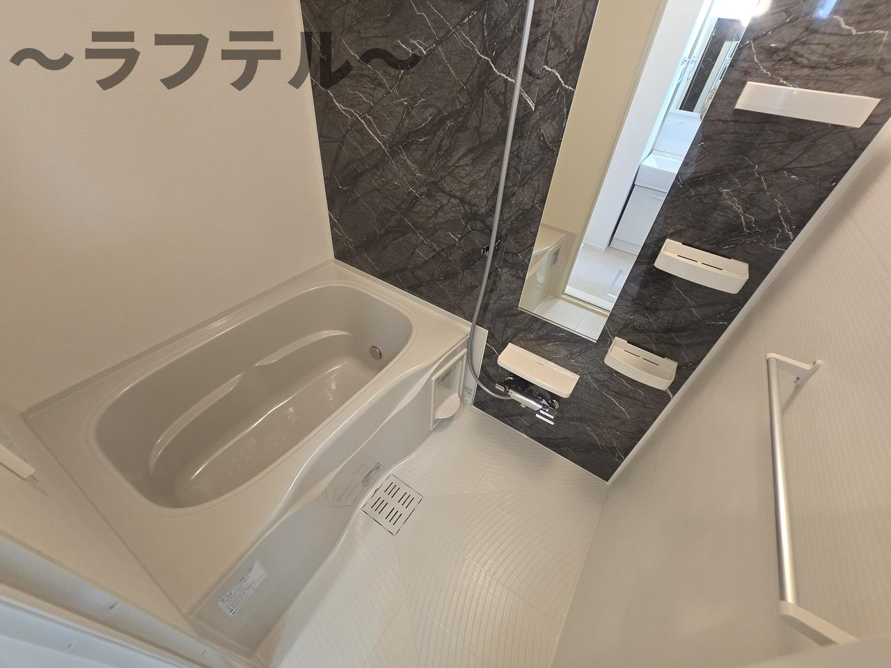 ヒカルサ狭山広瀬台サウスの浴室|反転イメージ