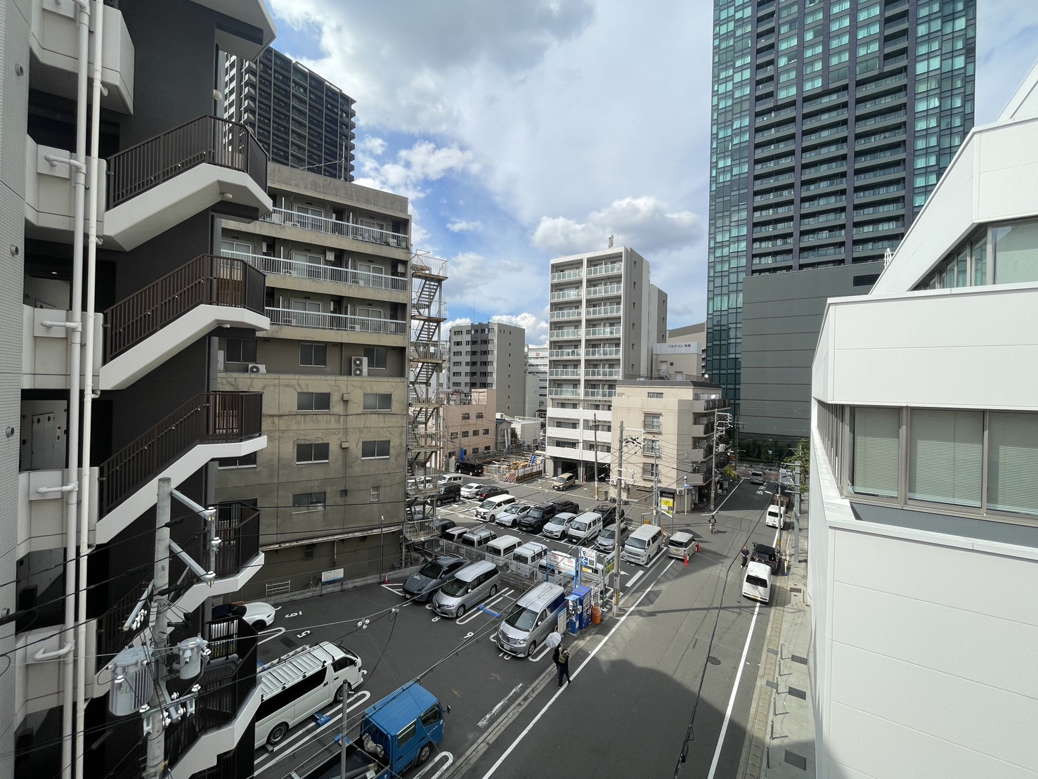 ハイツ福島の展望|バルコニーから北西方向の景色を望む