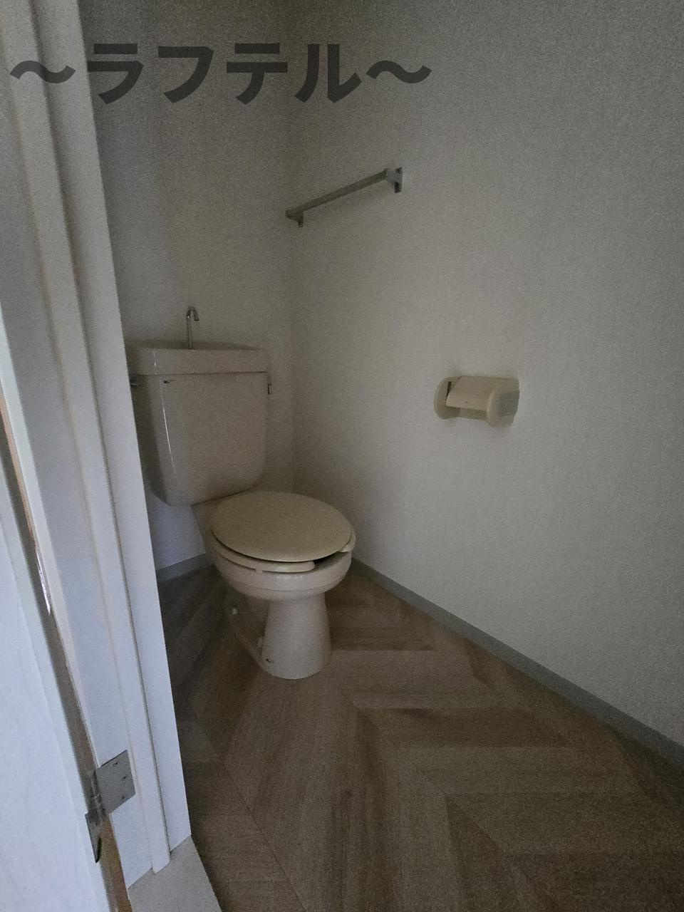 ドゥエル所沢Aのトイレ|別部屋イメージ写真