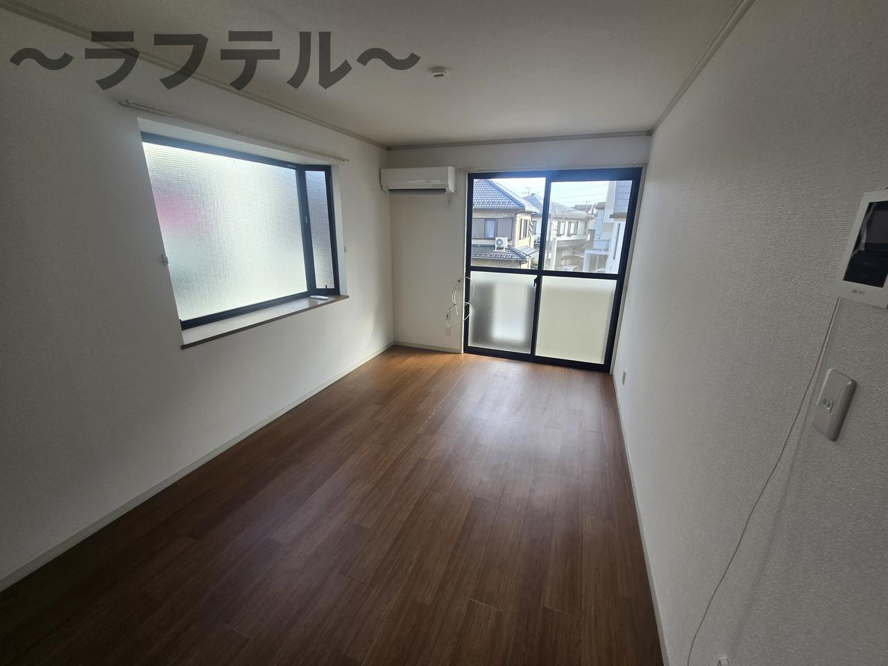 ドゥエル所沢Aの居間・リビング|別部屋イメージ写真