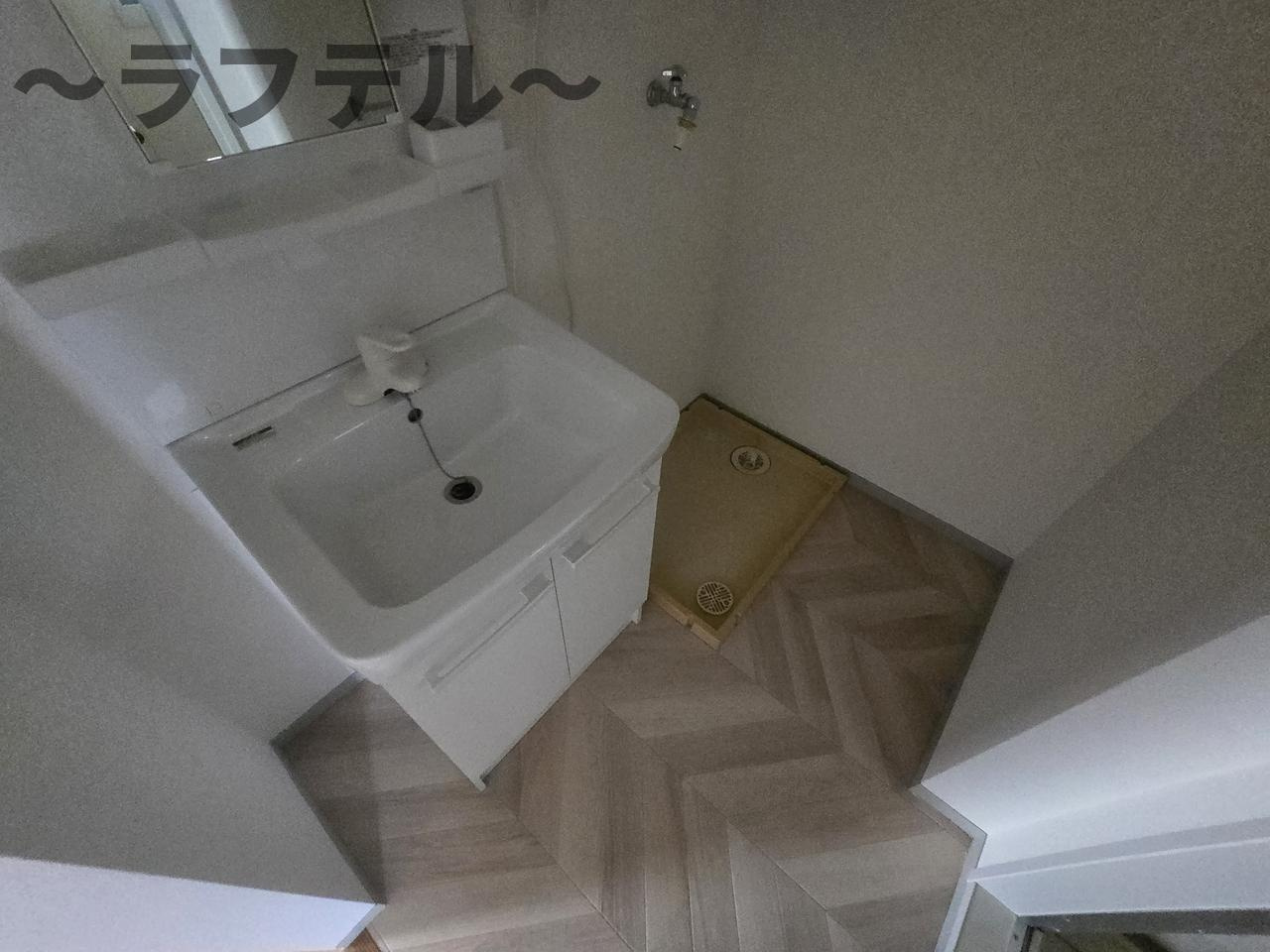 ドゥエル所沢Aの洗面所|別部屋イメージ写真