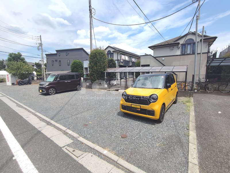 練馬区関町南２丁目のアパートの駐車場