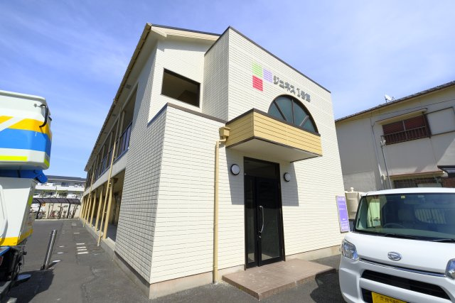 ジュネスⅠ号館の外観