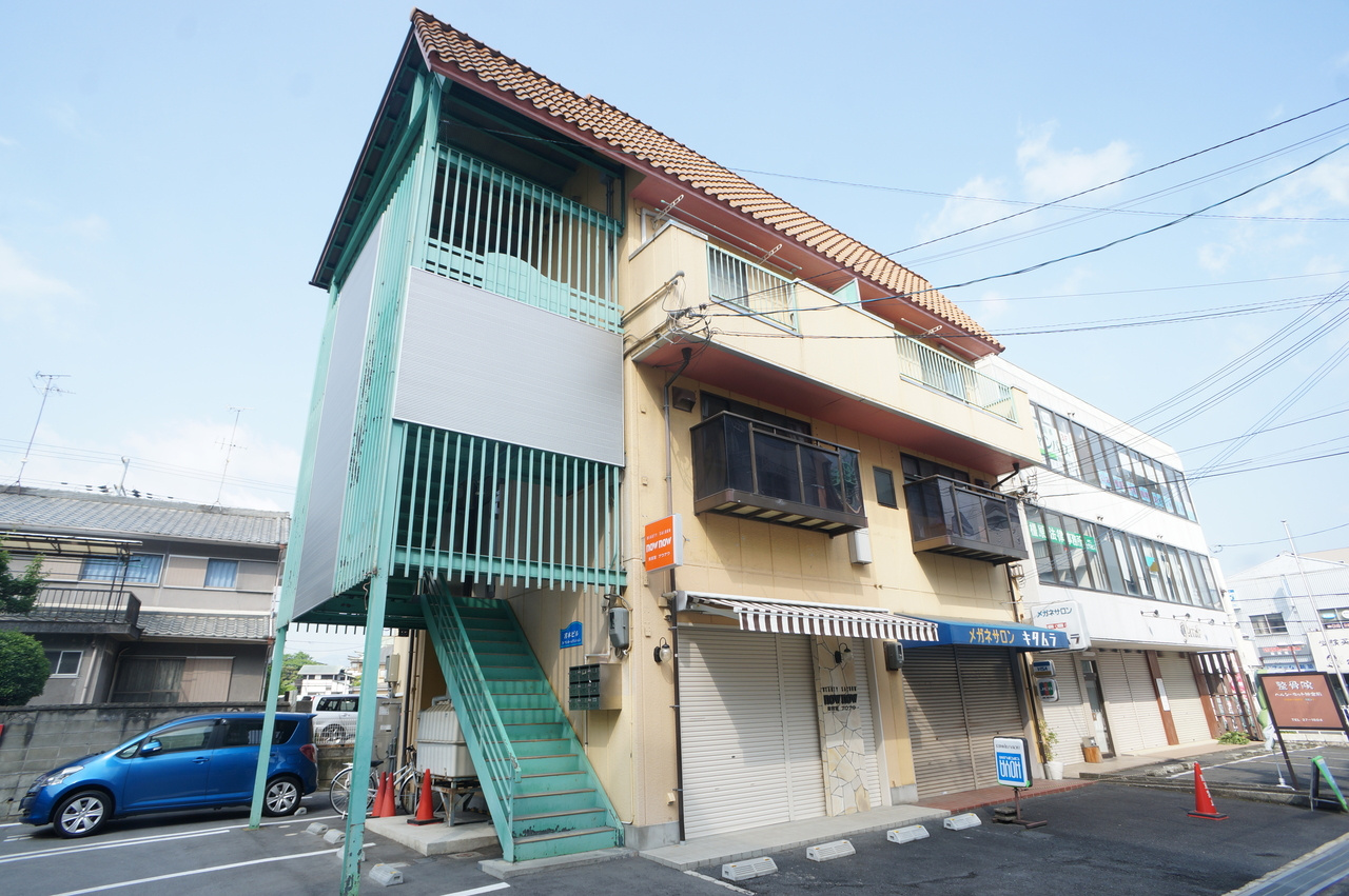 宮本ビルの外観