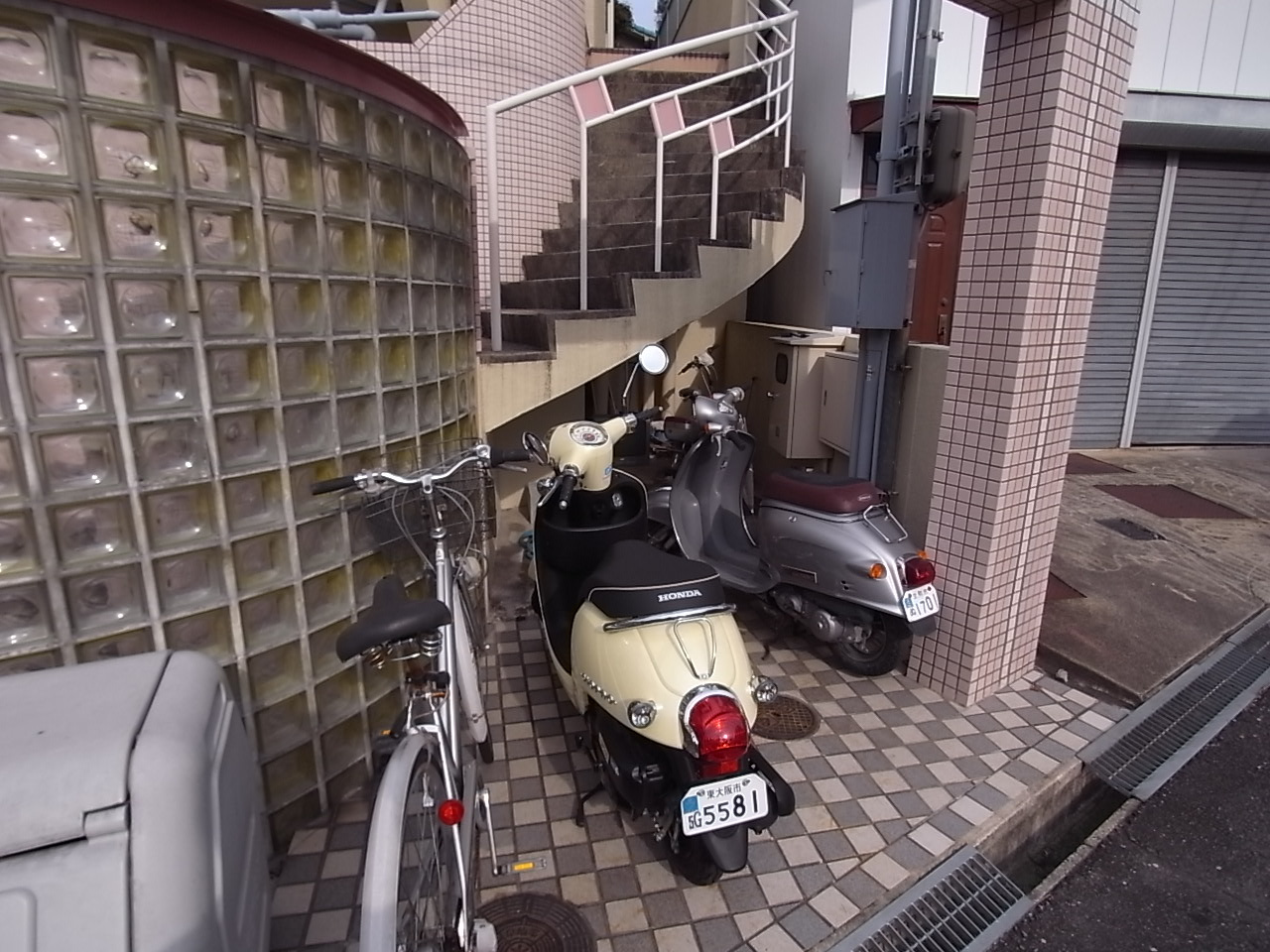 シティパレス生駒谷田町Ｐー２の駐車場