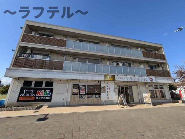 プラザ・デル・ソルの外観