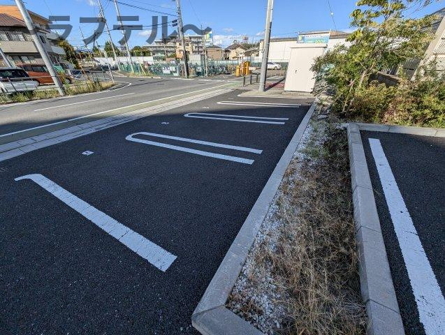プラザ・デル・ソルの駐車場